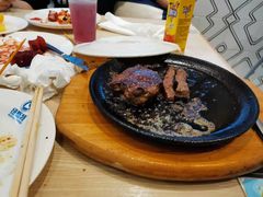 -纽斯特牛排自助餐厅(浦江万达店)