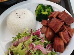 经典红烧肉套餐-贝林大翅鲸简餐厅(国家海洋博物馆店)