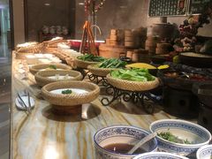 -西藏饭店·亚克·食光自助餐厅(文殊院店)