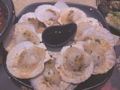 -何师烧烤·香辣蟹·川菜·30年老品牌(太古里旗舰店)