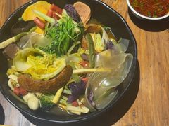 -万记麻辣烫国展总店