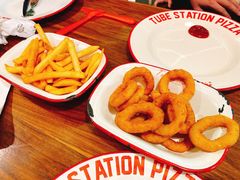 -Tubestation站点比萨(新世界大望路店)