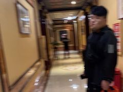 -皇宫大酒店
