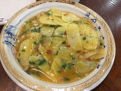 -黄桷树曹家私房菜(江与城店)