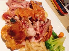 -LENBACH兰巴赫西餐啤酒坊(大连东港店)