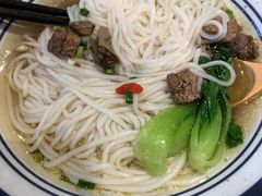 -霸蛮湖南菜·牛肉粉(荣京西街店)