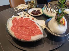-鼎泰亨·海鲜牛肉餐厅(滨江店)