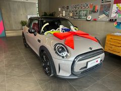 -上海普陀宝诚MINI4S店(红柳路店)