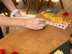 -Mark&Mars Restaurant