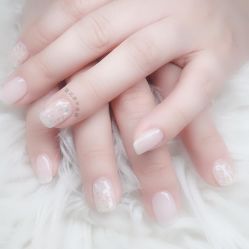 -夏花美甲美睫