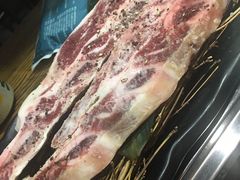 牛外群肉-鑫釜山海鲜烧烤(浑南店)