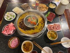-邓莽子老火锅(中兴路总店)