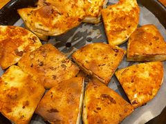 料理烤特色火烧-老东镇啤酒屋海鲜加工·蒸汽海鲜·海鲜烧烤(台东店)