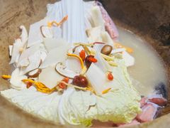 -云荷里·蒸汽石锅鱼·云南菜(中发百旺店)
