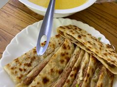 -溢心园香河肉饼总店