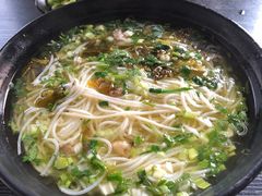 -花溪巷牛肉粉(泉城路店)
