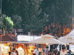 -九十九顶毡房(阜石路店)