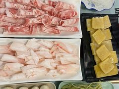 -昱家胡同·烧烤海鲜铜锅涮肉(和平里店)