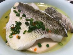 -港丽餐厅(高德置地店)