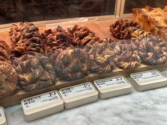 -HOT CRUSH趁热集合·现烤面包(环球港店)