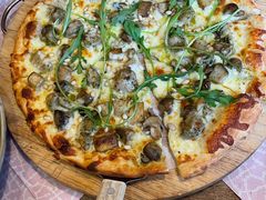 黑松露蘑菇比萨-G+KITCHEN(龙湖狮山天街店)