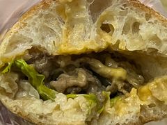 芝士牛肉恰巴塔-PAOPAO Bakery&Café(港汇店)