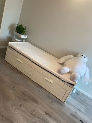 -一个差评成就的纹眉店