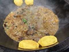 -山妹子铁锅炖