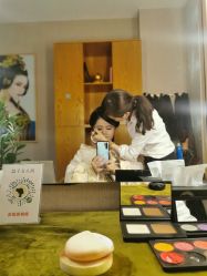 -盘子女人坊古装写真摄影(厦门总店)