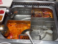 -海底捞火锅(金山百联店)