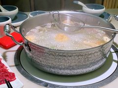 -左庭右院鲜牛肉火锅(浦江欢乐颂店)