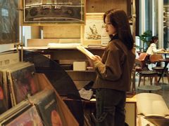 -黑胶星球(华发中城商都店)
