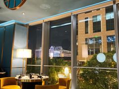 -本来精品川菜(嘉里中心店)