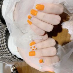 -苏彩·皮肤管理美甲美睫