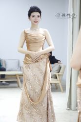 -欣薇婚纱(新源乐汇城店)