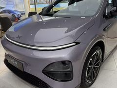 -小鹏汽车(上海静安大融城店)