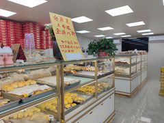 面包甜点陈列柜-爱德顺糕点食屋(利民道店)