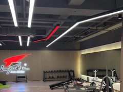 -英派斯健身旗舰店(海信国际中心馆)