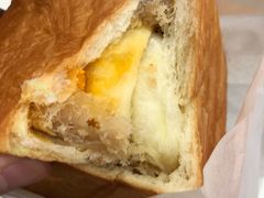 肉松咸蛋黄飓风吐司-好利来(鞍山家乐福店)