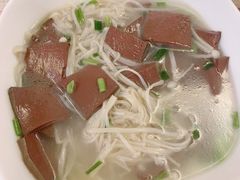 -爱的果实月嫂育婴师(世纪东方店)
