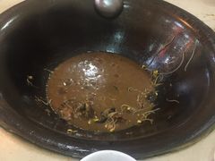 -三江鱼东北特色铁锅炖(骆驼店)