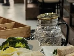 -喃喃椰·糟粕醋·椰子鸡火锅(七堡花园店)