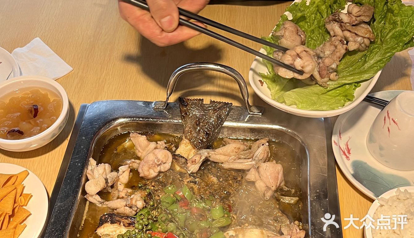 😋塔库烤鱼，新鲜出炉的美味！ 