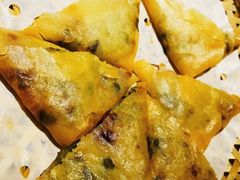 -吃饭皇帝大土家民族菜(正大广场店)