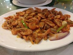 -口衣记鸡饭店