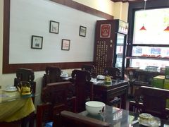 大堂-老憨猪蹄(山大南路店)