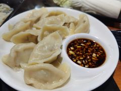 -果松木炭酸菜铜火锅·外婆参鸡汤