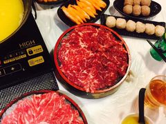 -鲜入围煮花胶鸡海鲜火锅