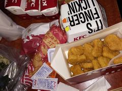 -肯德基(中纬店)