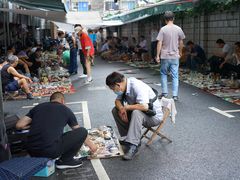 -云洲古玩城(大木桥路店)